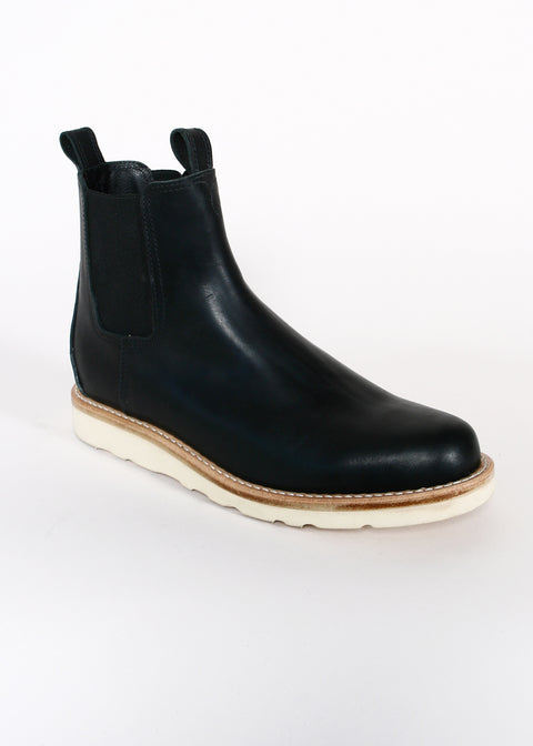  Chelsea Boots // Black Oiled Leather